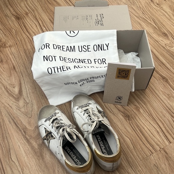 Golden Goose Superstars size 37 white with leopard spotted star and gold tab - Picture 9 of 10